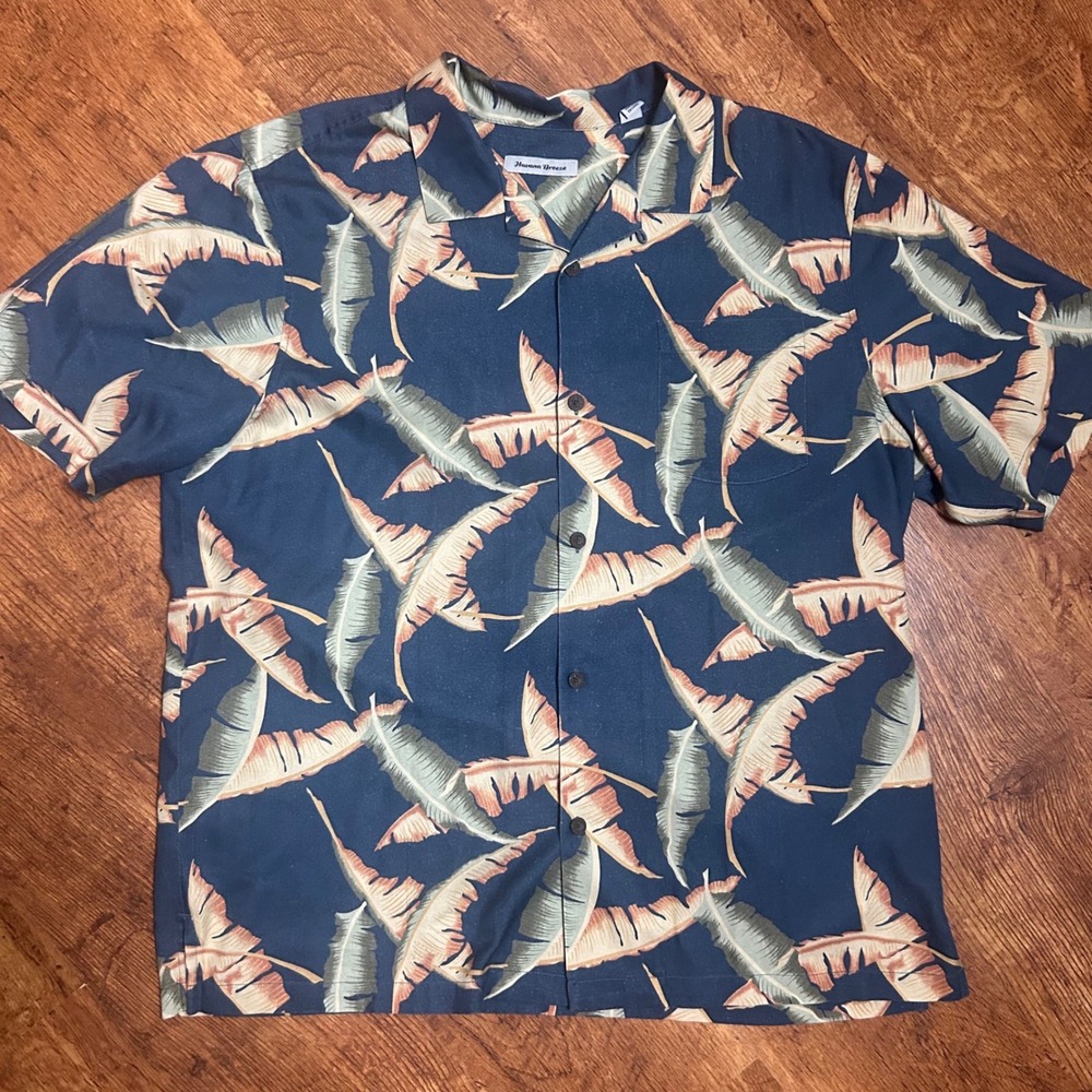 98. Havana Breeze Silk Cotton Aloha Hawaiian Shirt Navy Banana Leaf Tropical